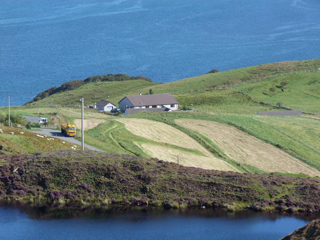 Kenmore Villa Staffin Rum bild