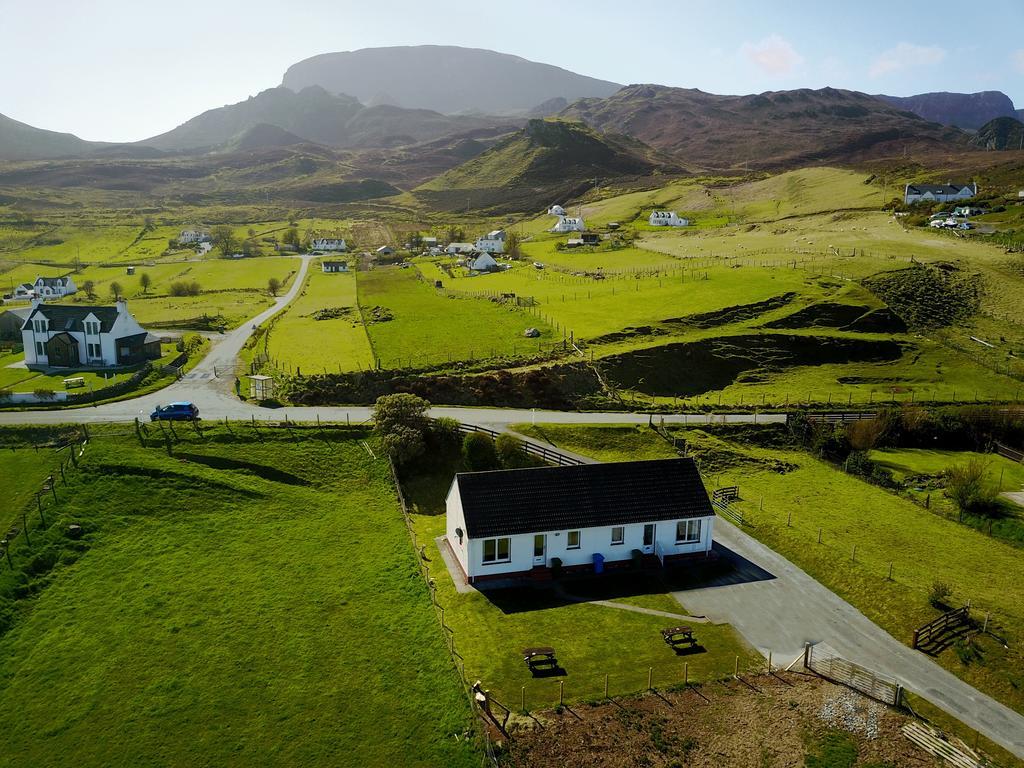 Kenmore Villa Staffin Exteriör bild